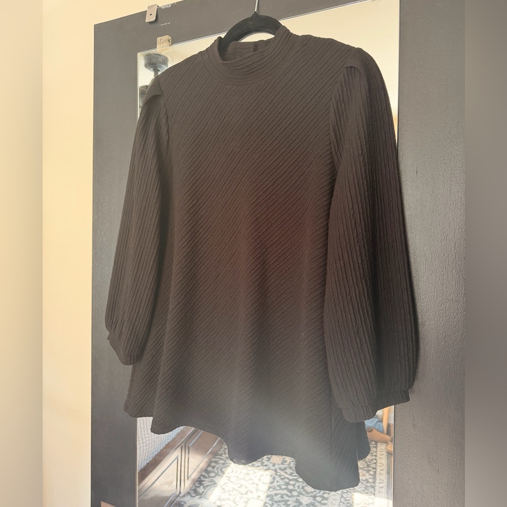 Black Ribbed elbow Sleeve Top